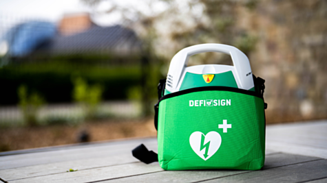 Can anyone use a defibrillator?